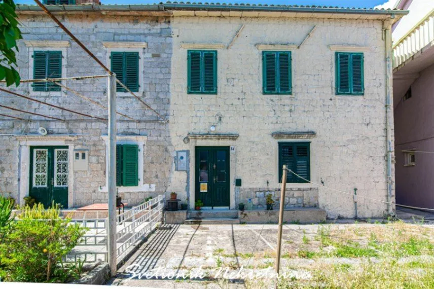 Prodaja, kuća, 102m², Igalo, Herceg Novi