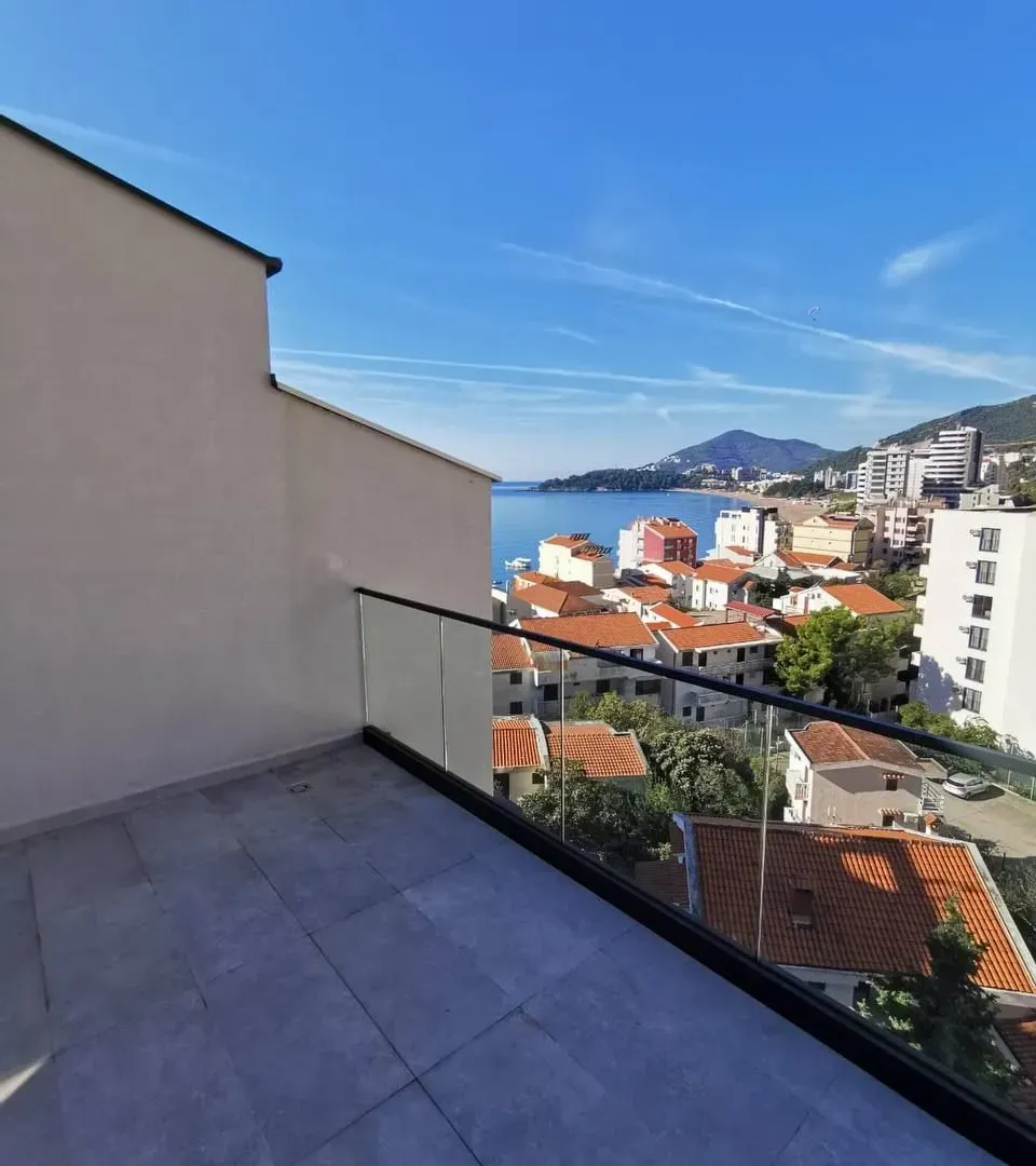 Sale, two bedroom apartment, 204m², Rafailovići, Budva