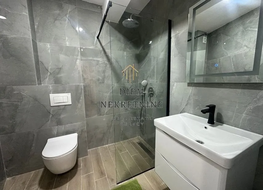 Prodaja, garsonjera, 25m², Pod Kuk, Tivat