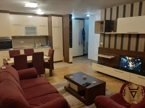 Stan in Južni Bulevar