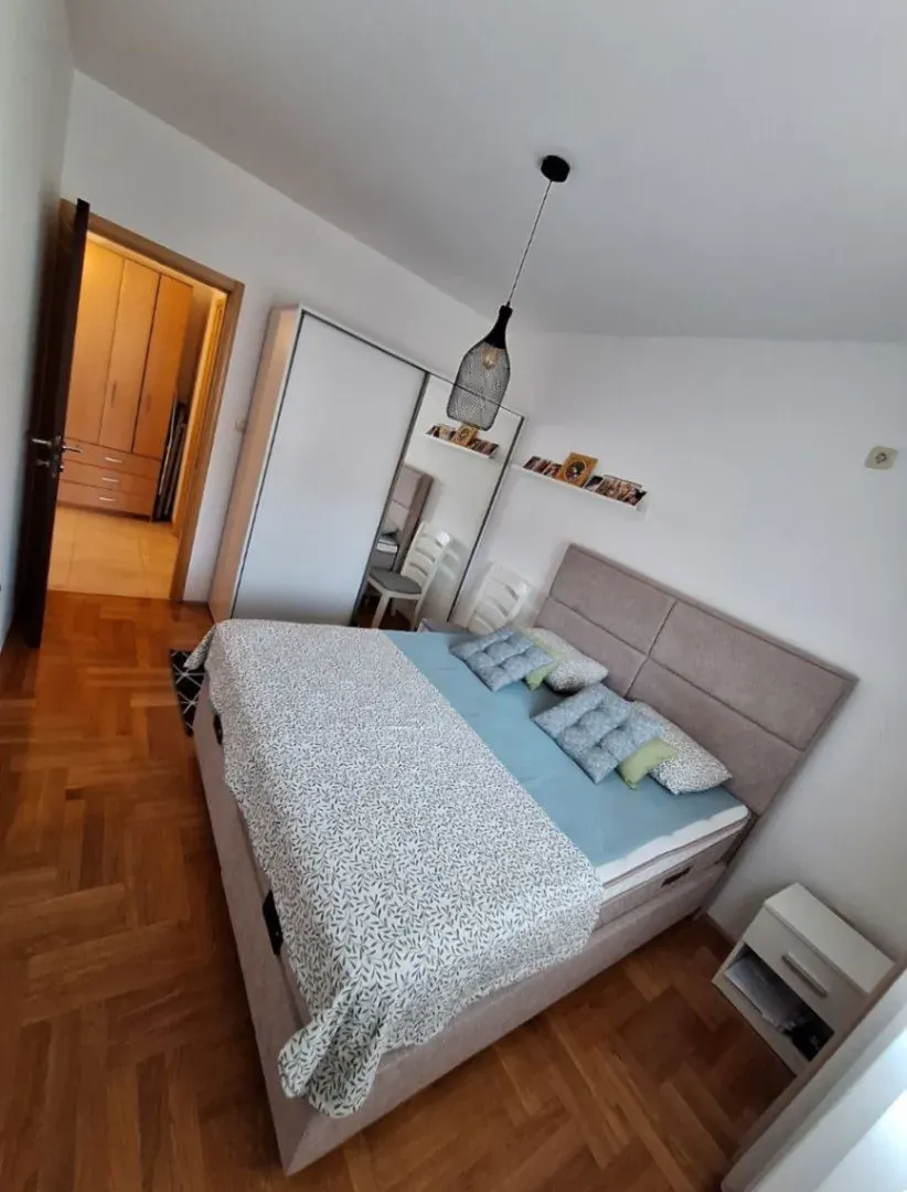 Rent, one bedroom apartment, 55m², Pobrežje, Podgorica
