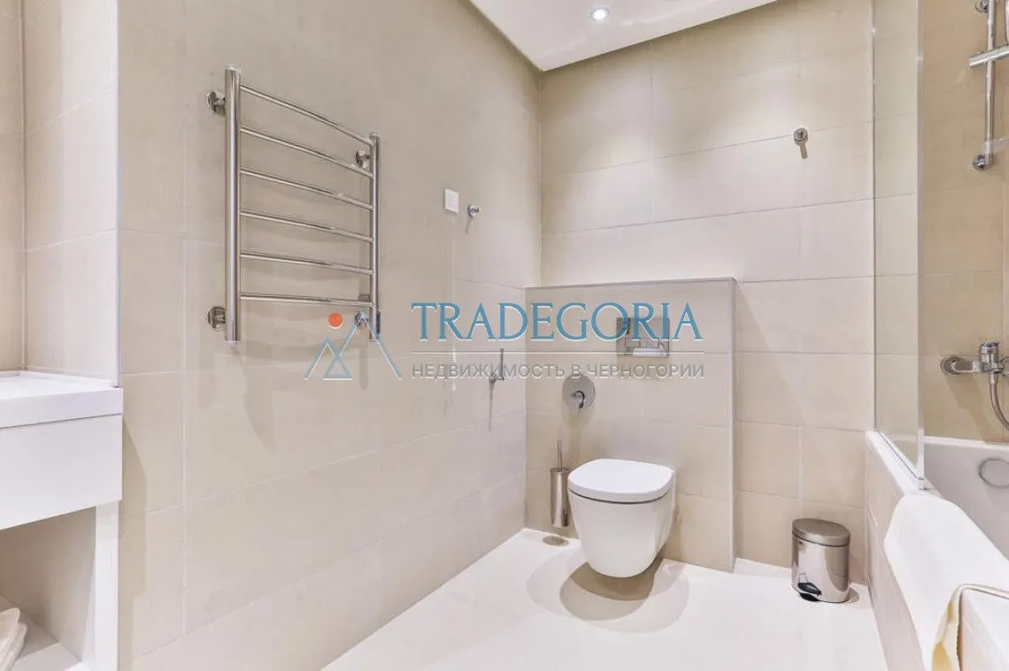 Prodaja, dvosoban stan, 110m², Rafailovići, Budva