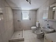 Prodaja,  kuća, 202m2, Bar