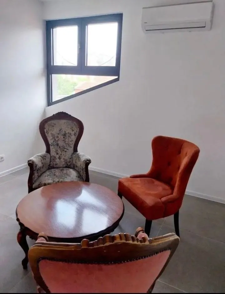 Rent, office space, 120m², Centar, Podgorica