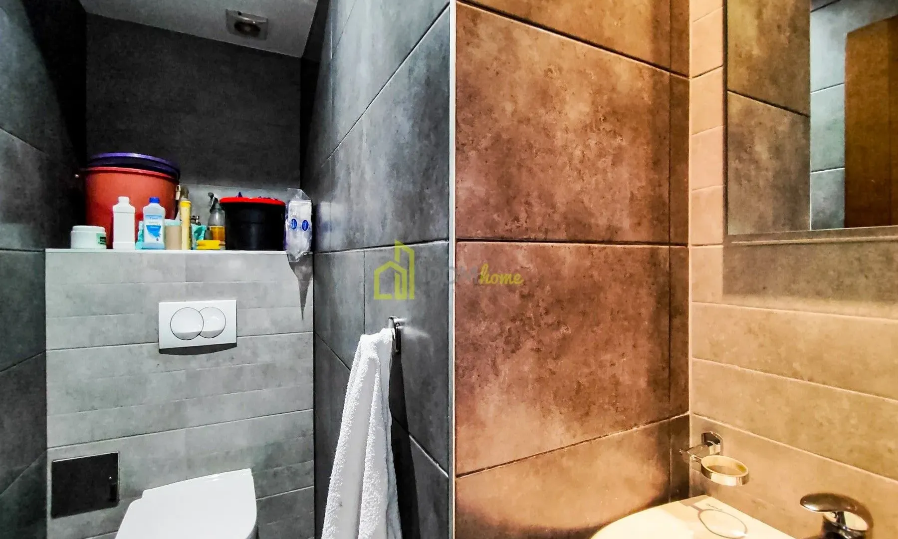 Prodaja, trosoban stan, 95m², Centar, Podgorica