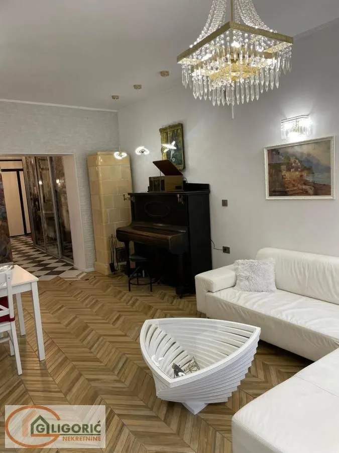 Sale, three bedroom apartment, 69m², Stari Grad, Beograd