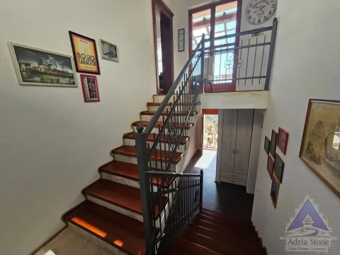 Sale, house, 162m², Zagora, Kotor - image 2