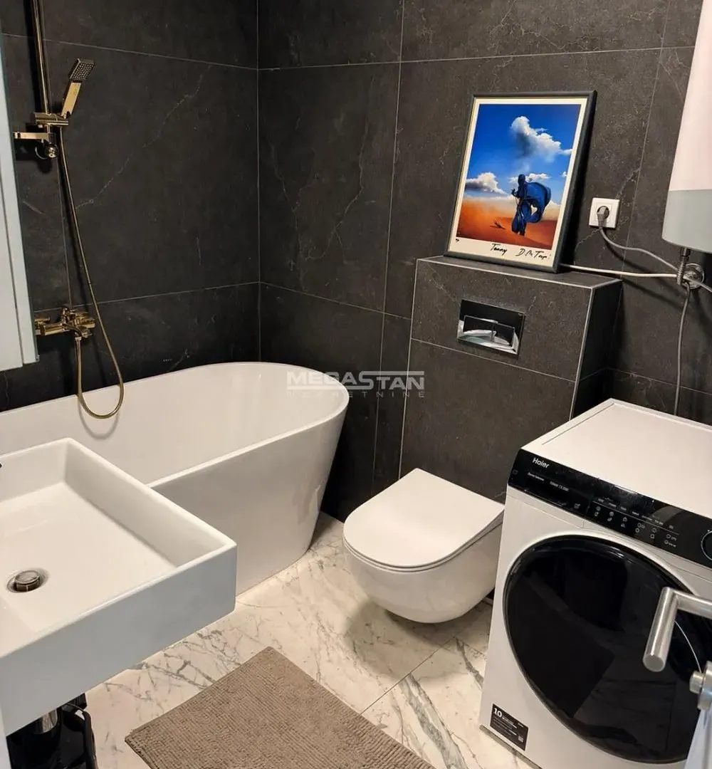 Sale, three bedroom apartment, 69m², Neimar, Vračar Sve Podlokacije