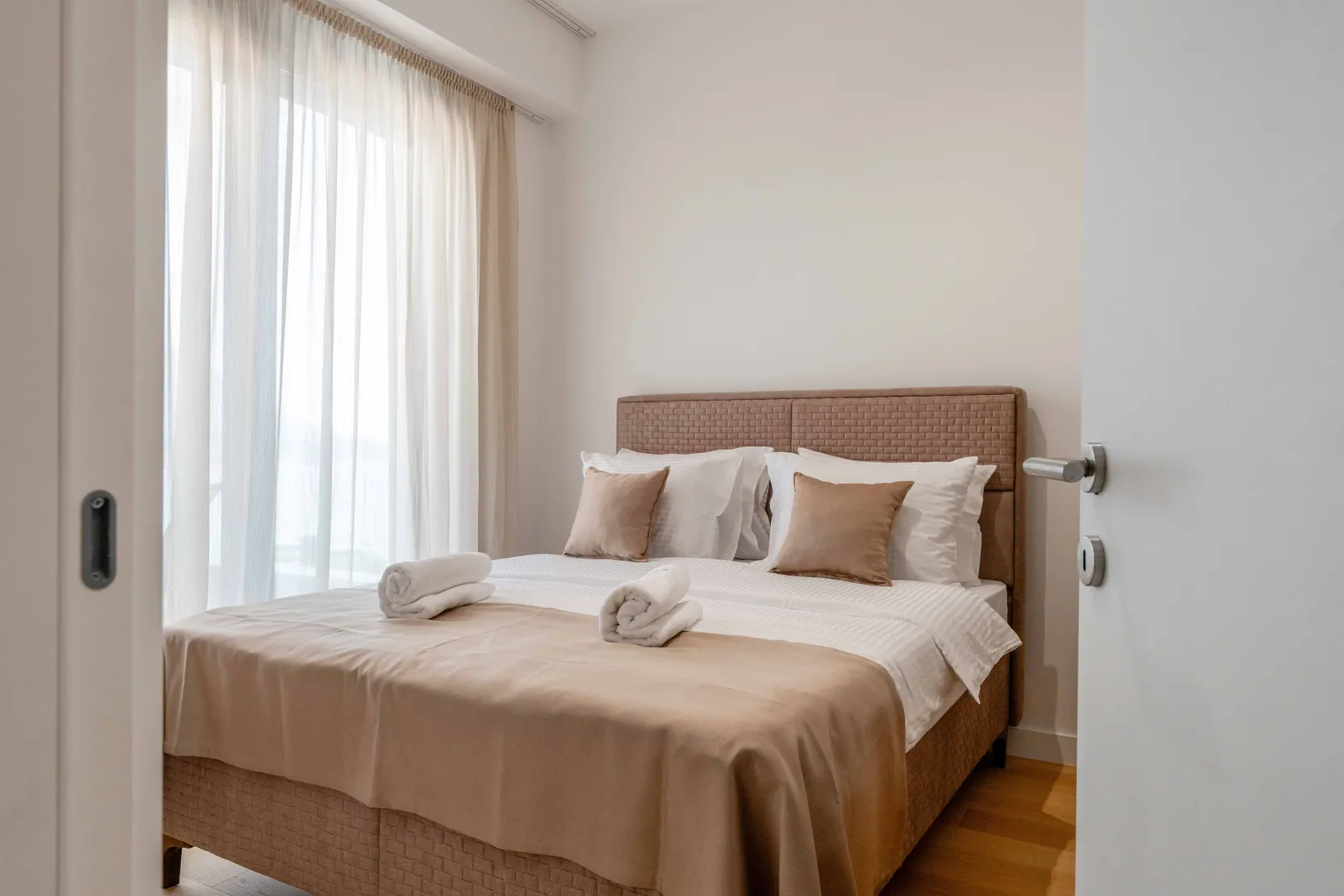 Izdavanje, jednosoban stan, 41m², Bečići, Budva