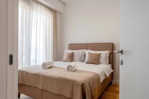 Izdavanje, jednosoban stan, 41m², Bečići, Budva - image 19