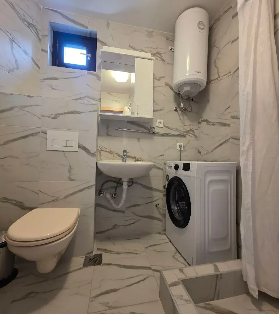 Sale, two bedroom apartment, 50m², Maslinjak, Budva