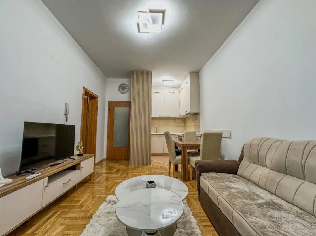 Izdavanje, jednosoban stan, 43m², Zabjelo, Podgorica