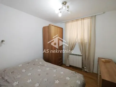 Izdavanje, trosoban stan, 70m², Vračar Sve Podlokacije, Beograd - image 6