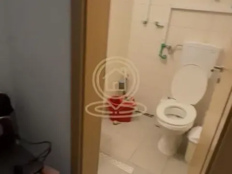 Izdavanje, poslovni prostor, 20m², Cerak, Beograd - image 4