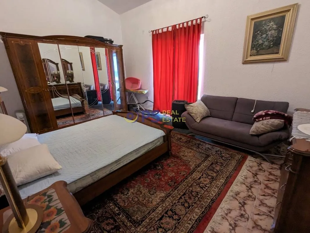 Sale, house, 300m², Bar, Crna Gora