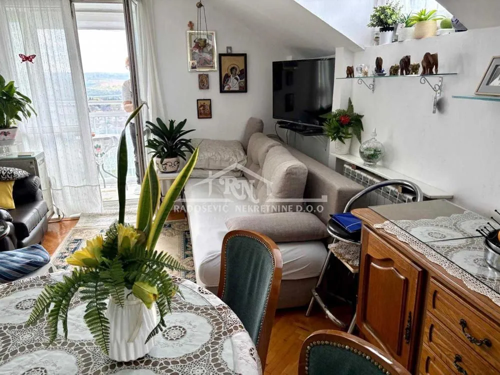 Prodaja, dvosoban stan, 55m², Labudovo Brdo, Beograd