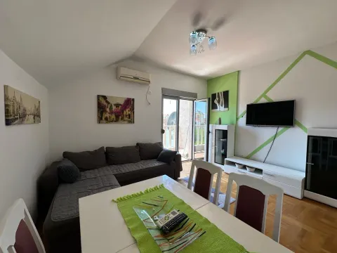 Prodaja, jednosoban stan, 45m², Stari Aerodrom, Podgorica - image 5