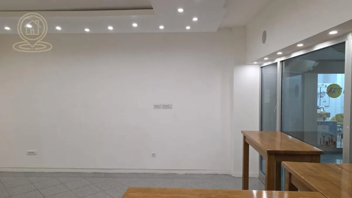 Rent, office space, 40m², Stari grad, Novi Sad