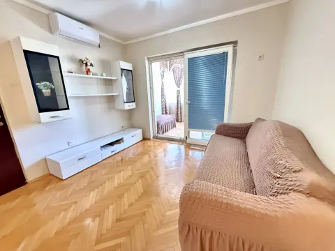 Sale, studio apartment, 39m², Adok, Budva - image 1