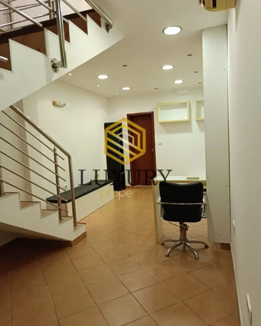 Rent, office space, 46m², Centar, Podgorica