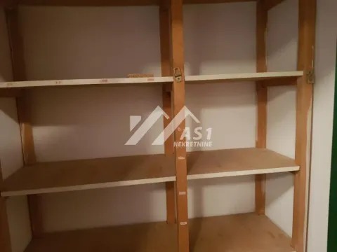 Izdavanje, trosoban stan, 96m², Železnička Stanica, Novi Sad Sve Podlokacije - image 13