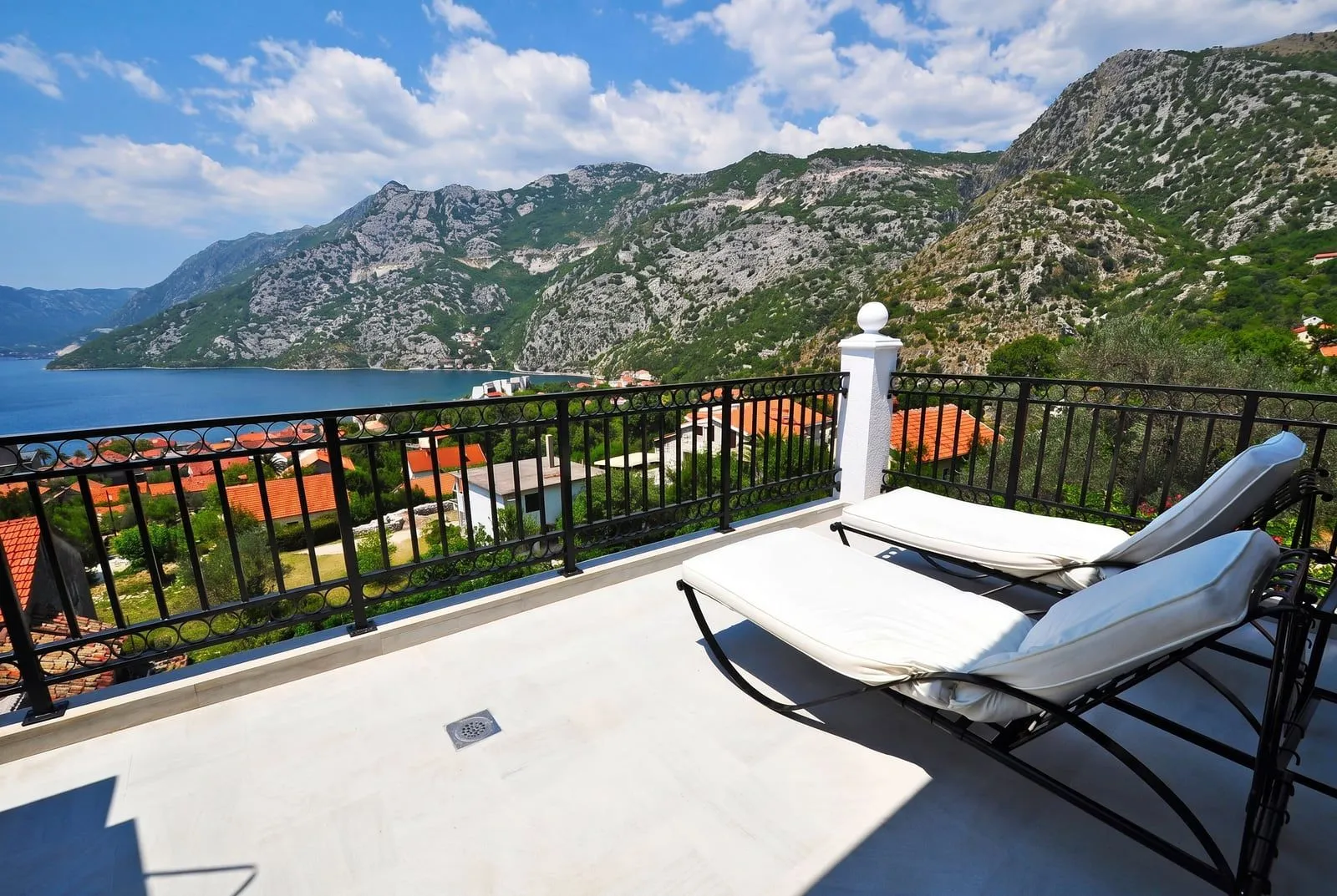 Prodaja, trosoban stan, 152m², Risan, Kotor