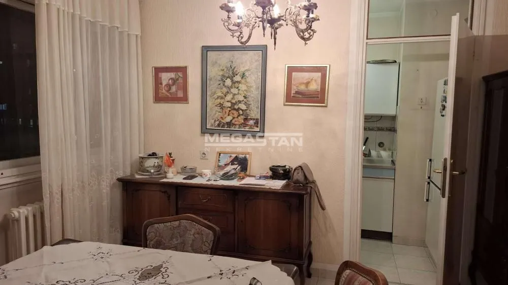 Sale, three bedroom apartment, 95m², Novi Beograd Blok 70, Novi Beograd Sve Podlokacije