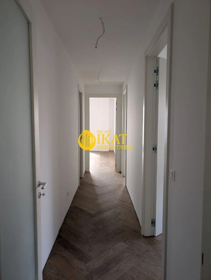 Prodaja, četvorosoban stan, 149m², Vračar Centar, Vračar Sve Podlokacije