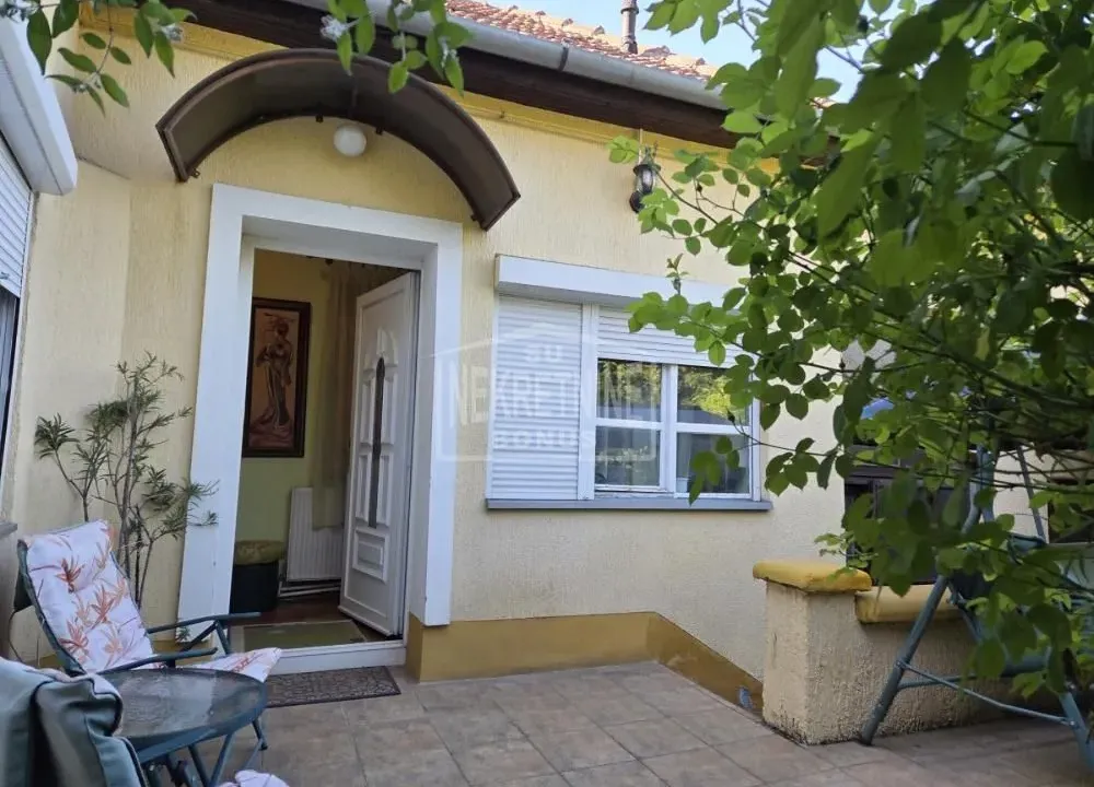 Sale, house, 190m², Kertvaroš, Subotica