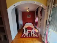 Izdavanje, dvosoban stan, 74m², Stari Aerodrom, Podgorica - image 4