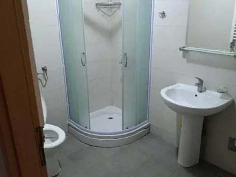 Izdavanje, trosoban stan, 62m², Bubanj, Niš - image 9