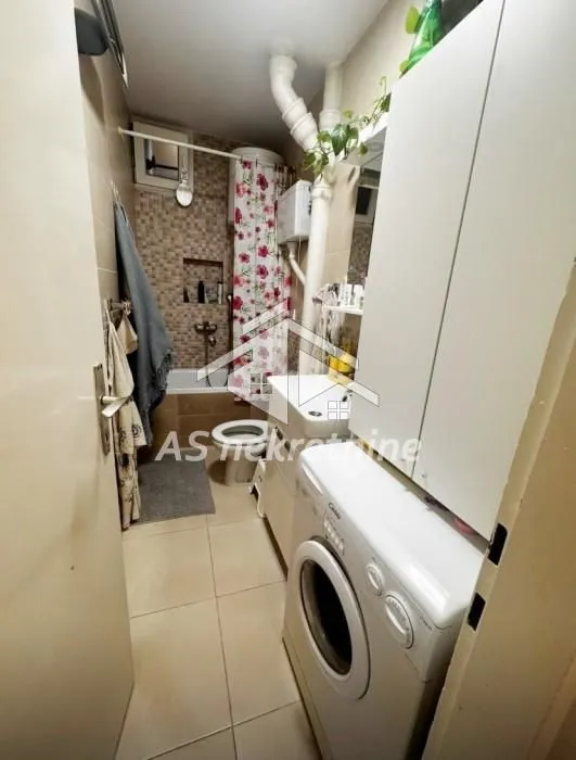 Izdavanje, stan, 62m², Novi Beograd Sve Podlokacije, Beograd