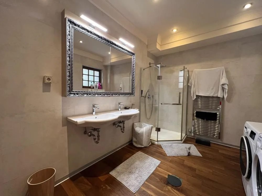 Rent, apartment, 220m², Savski Venac, Beograd