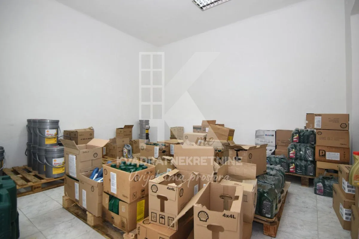 Rent, office space, 32m², Centar, Podgorica