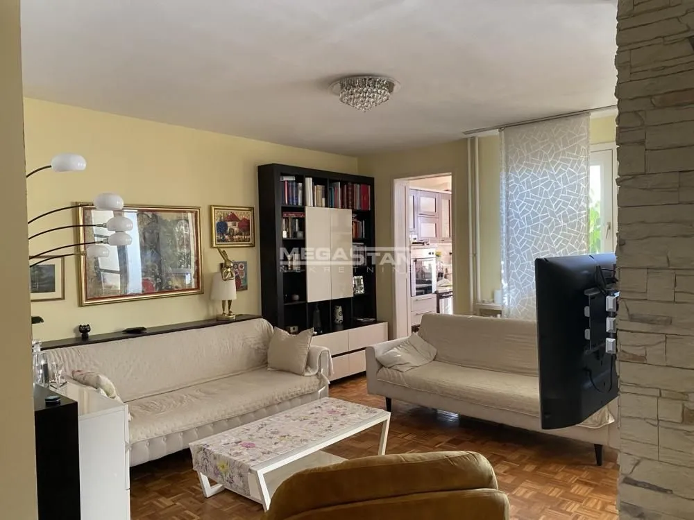 Prodaja, trosoban stan, 68m², Čukarica, Beograd