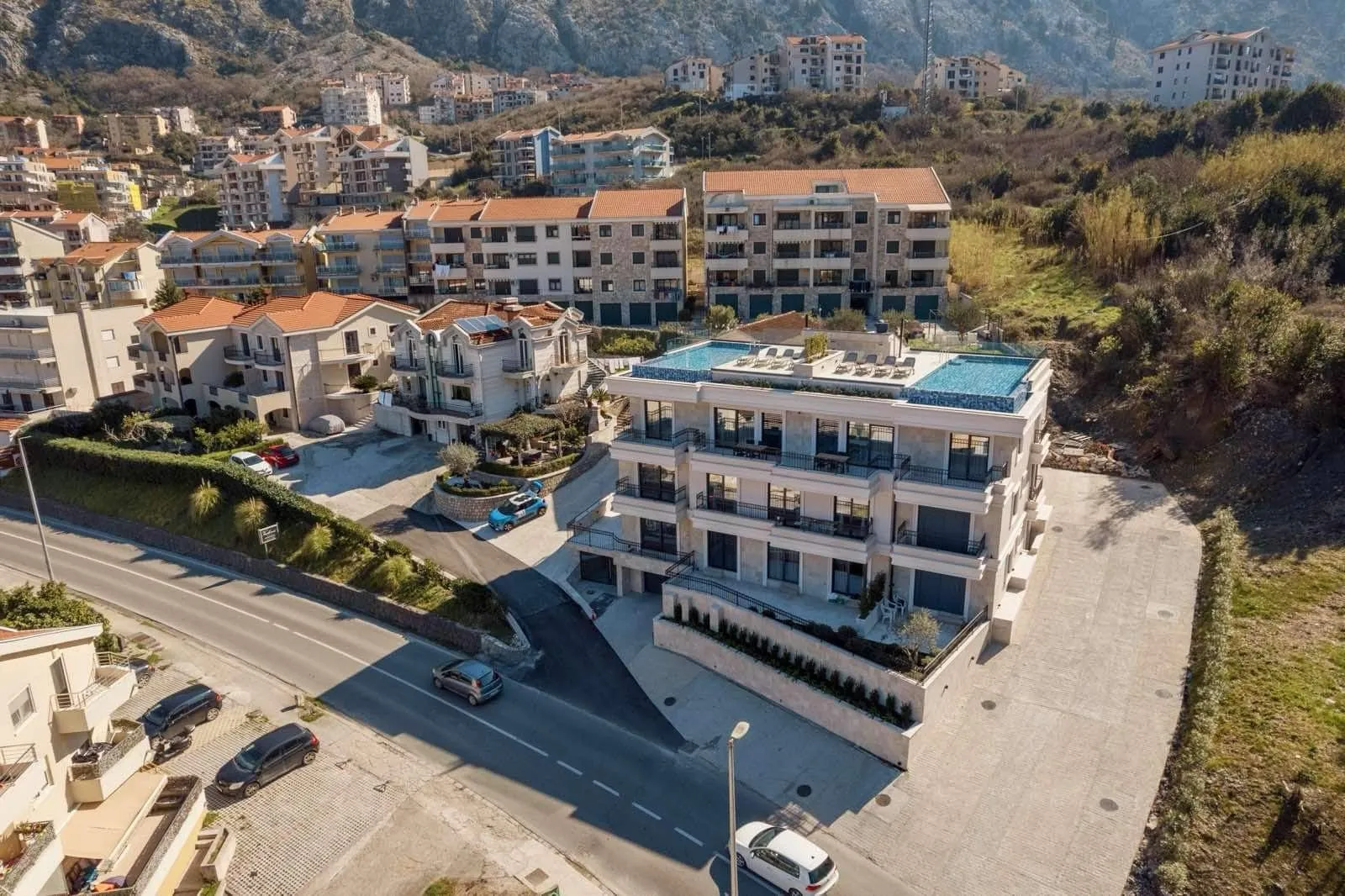 Prodaja, trosoban stan, 84m², Dobrota, Kotor
