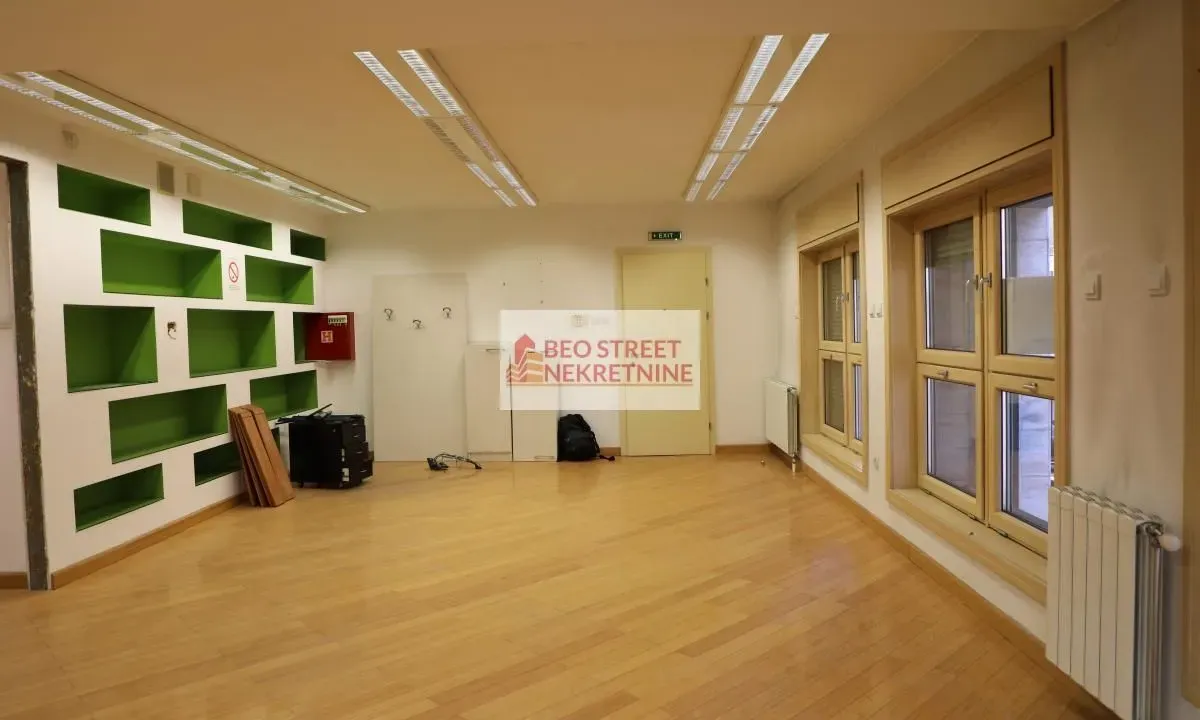 Sale, office space, 195m², Stari Grad, Beograd