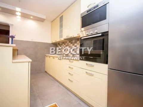 Prodaja, četvorosoban stan, 78m², Senjak, Beograd - image 17