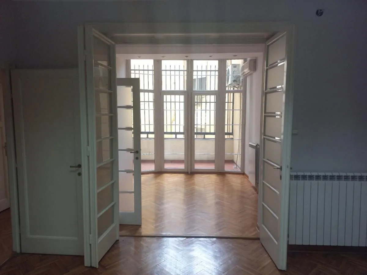 Rent, apartment, 100m², Vračar Sve Podlokacije, Beograd