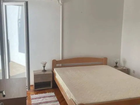 Izdavanje, trosoban stan, 87m², Seljanovo, Tivat - image 7