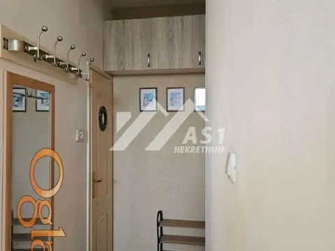 Izdavanje, stan, 20m², Bulevar Evrope, Novi Sad Sve Podlokacije - image 4