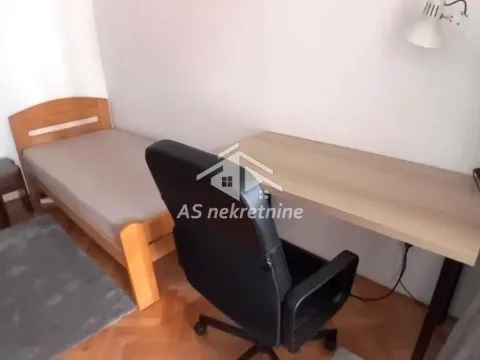 Izdavanje, dvosoban stan, 77m², Južni Bulevar, Vračar Sve Podlokacije - image 6