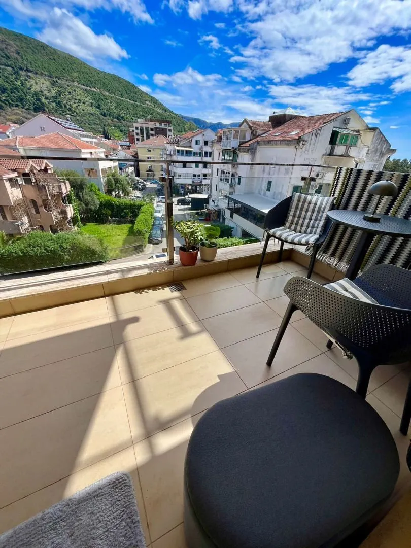 Sale, one bedroom apartment, 77m², Budva, Crna Gora