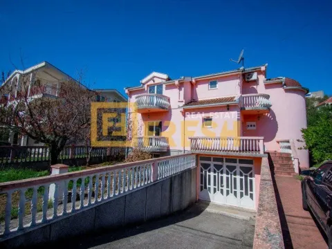 Rent, house, 300m², Zabjelo, Podgorica