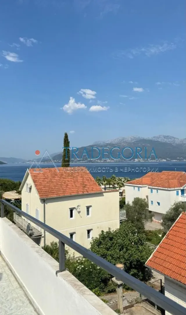 Prodaja, dvosoban stan, 65m², Radovići, Tivat