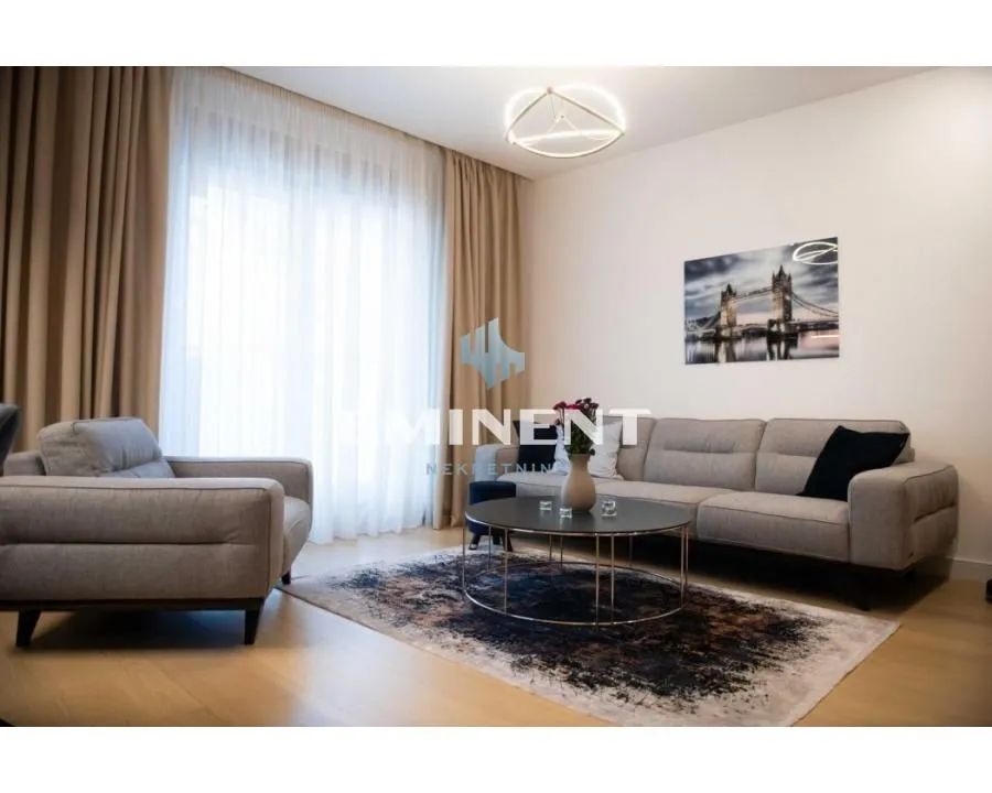 Izdavanje, dvosoban stan, 56m², Čubura, Beograd