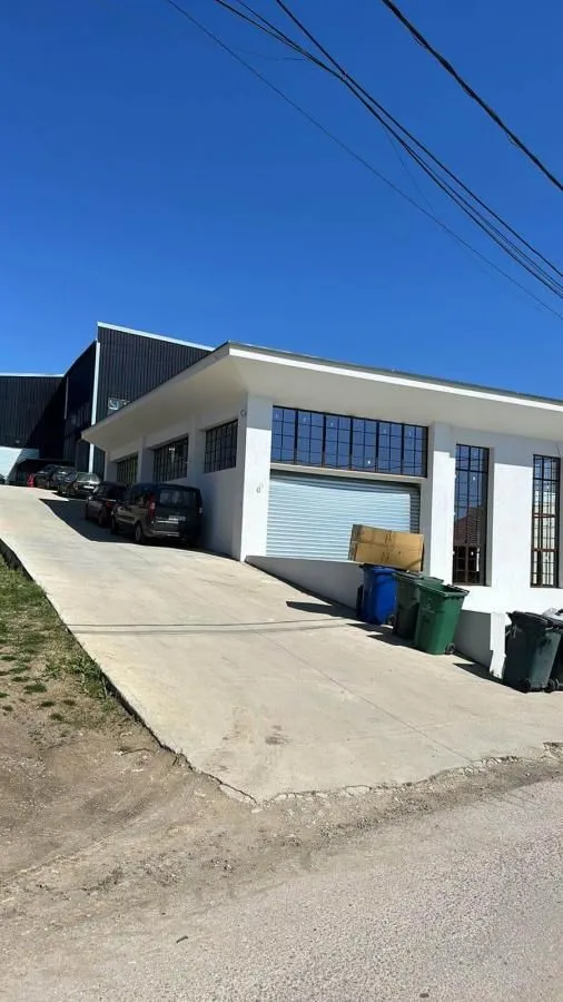 Rent, office space, 700m², Mali Mokri Lug, Zvezdara Sve Podlokacije
