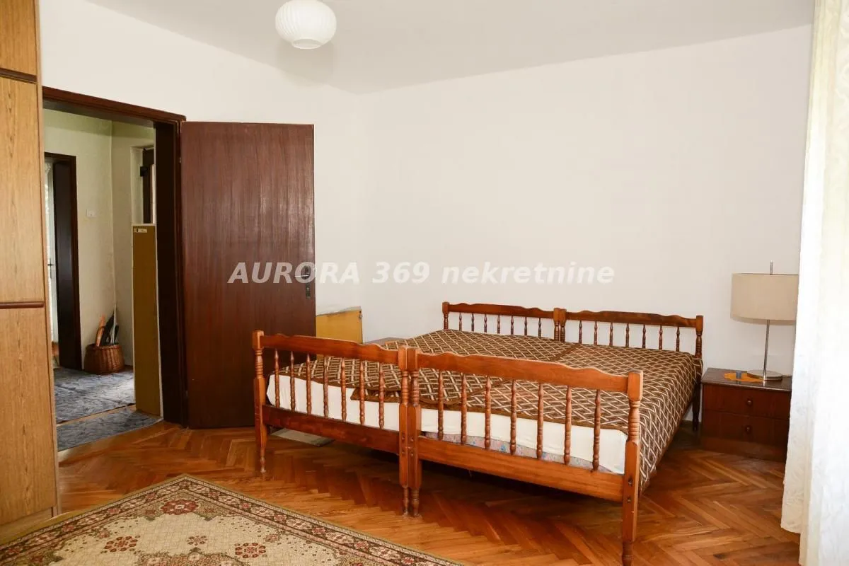 Prodaja, trosoban stan, 92m², Centar, Vrnjačka Banja