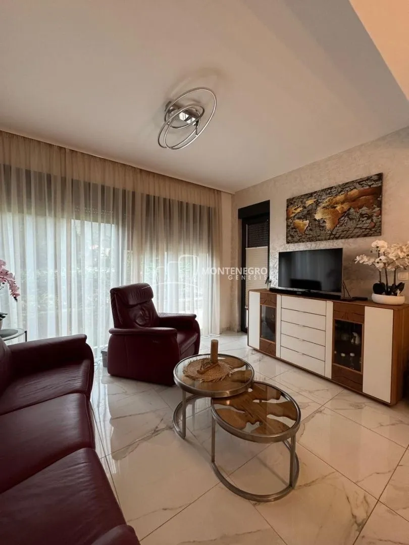 Prodaja, dvosoban stan, 61m², Igalo, Herceg Novi