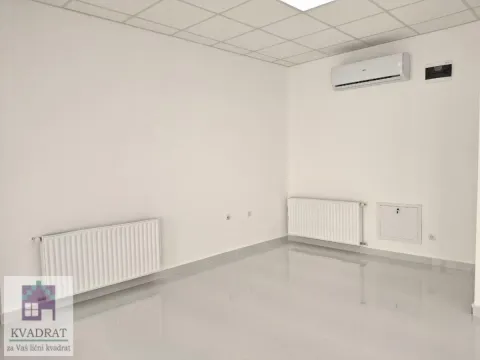 Izdavanje, poslovni prostor, 93m², Obrenovac, Beograd - image 9